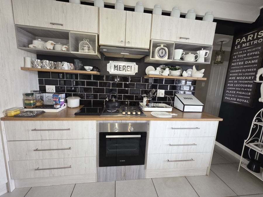 3 Bedroom Property for Sale in Struisbaai Western Cape